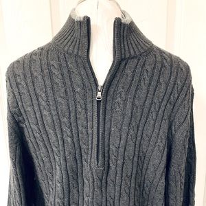 Kenneth Cole Reaction Grey Sweater. Cotton knit. Men’s size L. NWT.